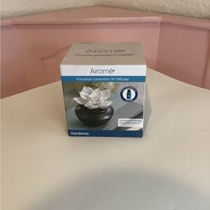 Airome porcelain essential oil diffuser gardenia new